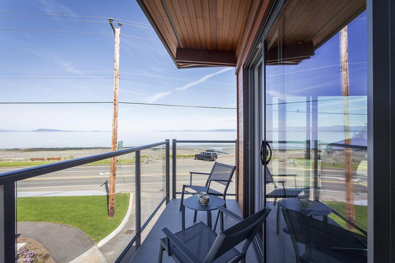 Qualicum Beach Inn Exteriör bild