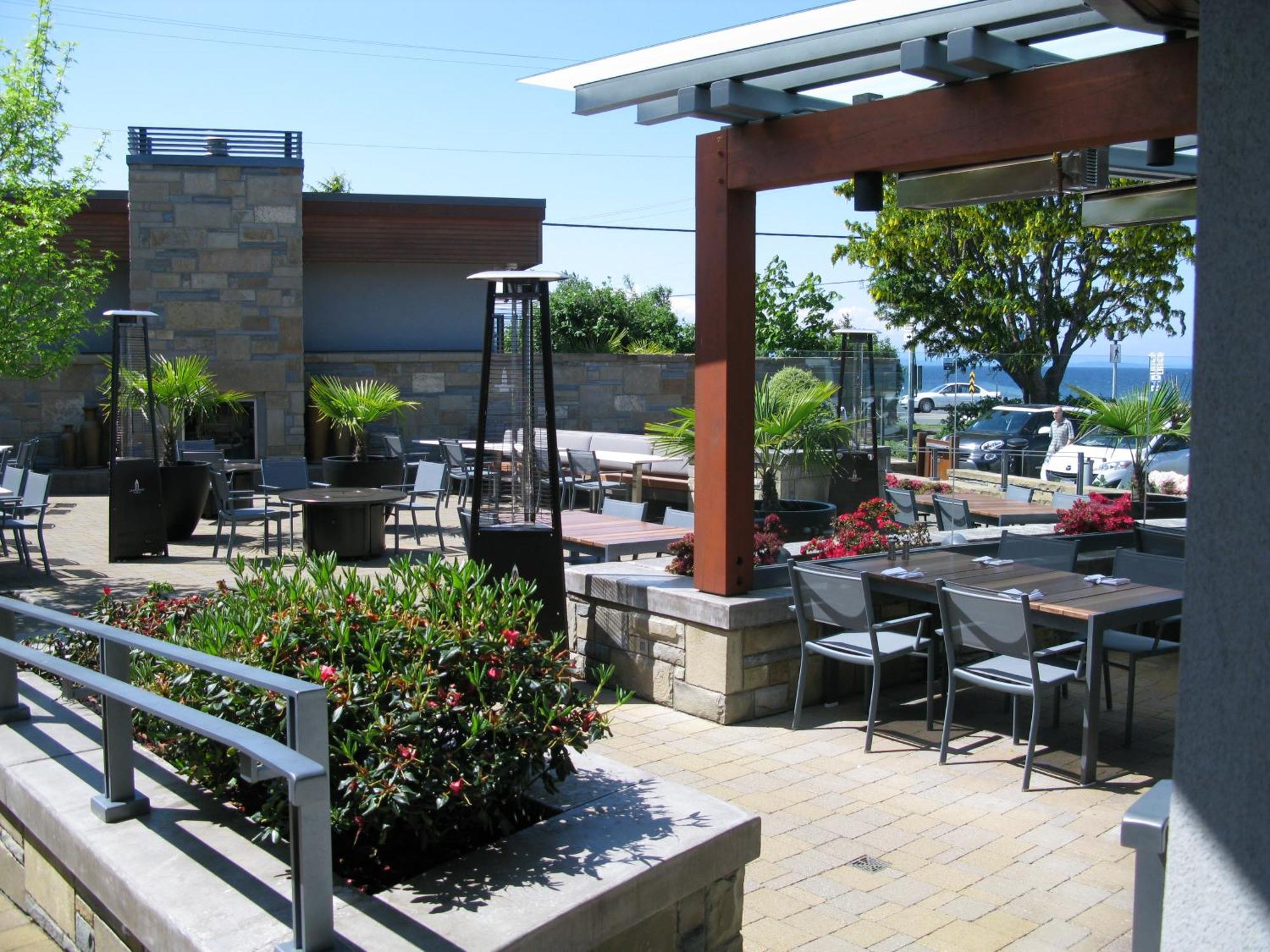 Qualicum Beach Inn Exteriör bild